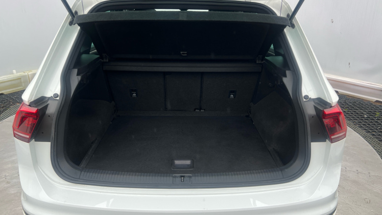 Volkswagen Tiguan 2.0 TDi 150 4Motion R-Line 5dr DSG Diesel Estate